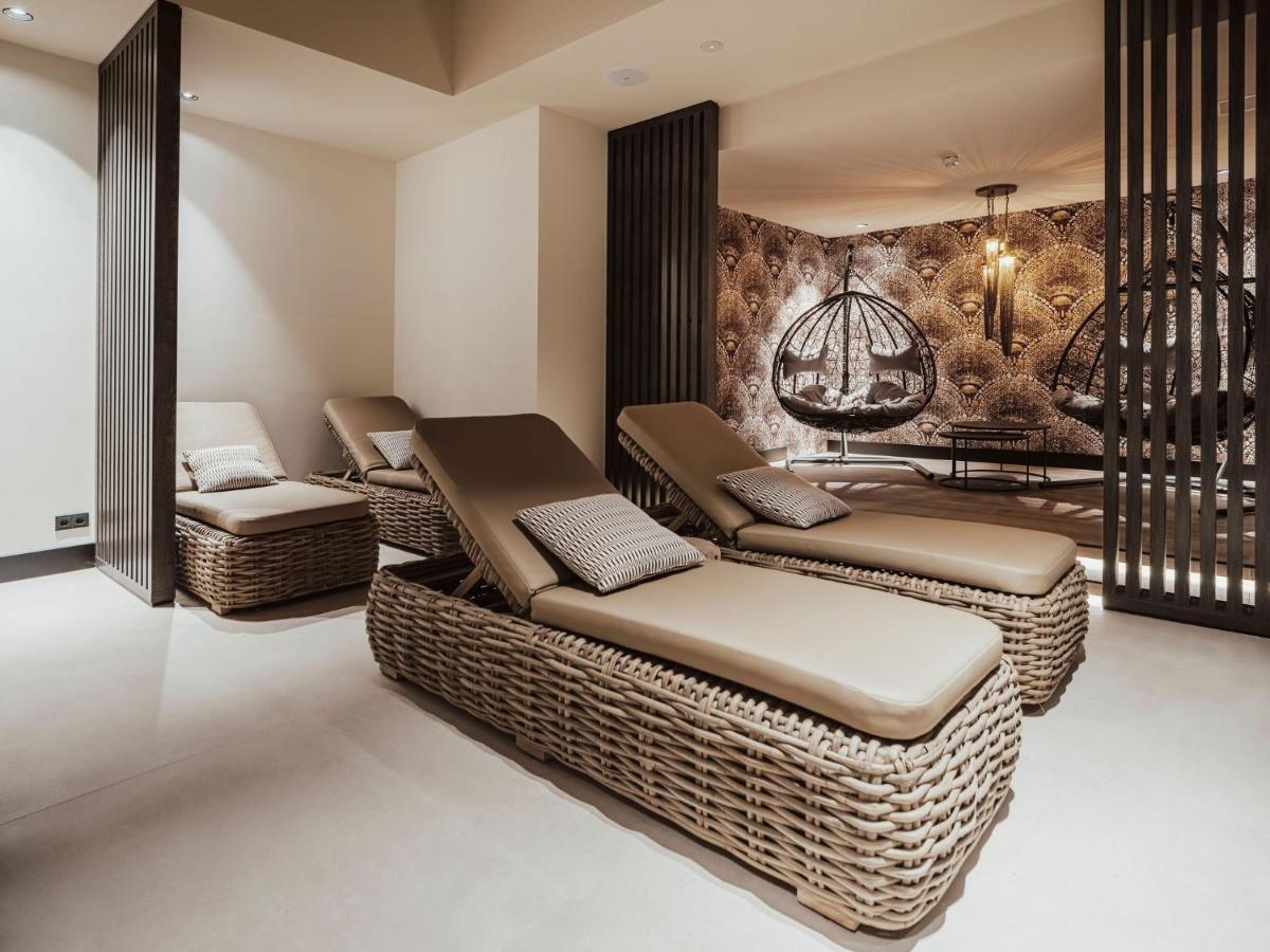 Der Valk Hotel 4*